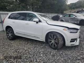 2024 Volvo XC90 Ultimate Bright Theme z VIN YV4H60CF8R1159757, wystawiony jako Copart lot #72123454 z przebiegiem Nie podano mil oraz Szkoda całkowita • Salvage title. Historia ofert i sprzedaży dostępna na DreamBid. Obrazek 4.
