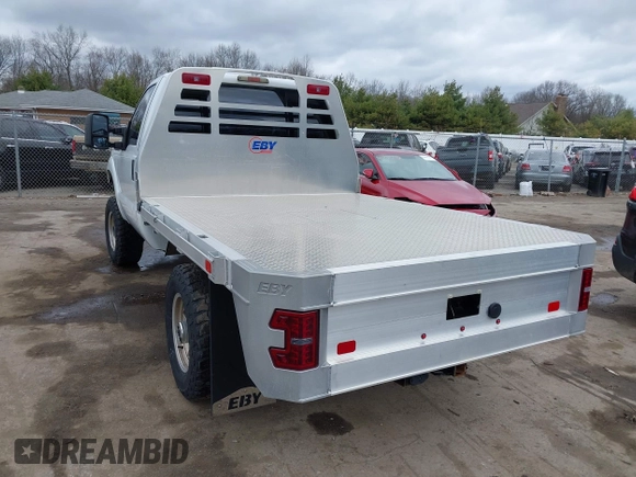 2011 Ford Super Duty F-250 SRW XL with VIN 1FTBF2B6XBEB76600, listed as a IAAI auction lot 41974695 with 131,878 mi miles. Bid and sale history available at carsss.com. Image 3.