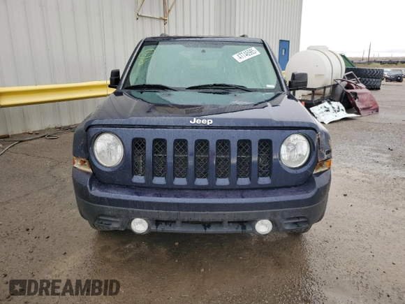 2016 Jeep Patriot Sport z VIN 1C4NJPBA9GD546882, wystawiony jako Copart lot #47746985 z przebiegiem 162 817 mil mil oraz Czysty tytuł • Clean title. Historia ofert i sprzedaży dostępna na DreamBid. Obrazek 5.