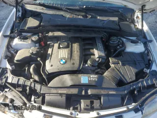 2011 BMW 1 Series 128i with VIN WBAUN1C53BVH82638, listed as a Copart auction lot 85823794 with 137,142 mi miles and Salvage title. Bid and sale history available at DreamBid. Image 12.