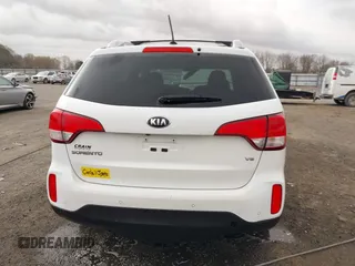 2015 Kia Sorento LX with VIN 5XYKT4A73FG613249, listed as a IAAI auction lot 41830836 with 111,396 mi miles. Bid and sale history available at carsss.com. Image 16.