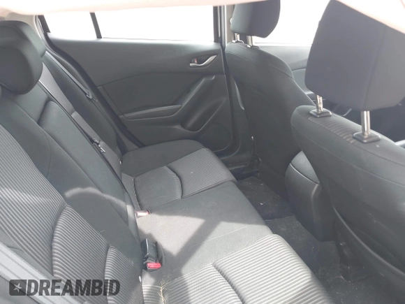 2014 Mazda 3 i Touring z VIN JM1BM1L76E1155763, wystawiony jako IAAI lot #42684723 z przebiegiem 84 837 mil mil oraz . Historia ofert i sprzedaży dostępna na DreamBid. Obrazek 8.