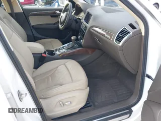 2015 Audi Q5 Premium Plus z VIN WA1DGAFPXFA054099, wystawiony jako IAAI lot #42192489 z przebiegiem 106 560 mil mil oraz . Historia ofert i sprzedaży dostępna na DreamBid. Obrazek 5.