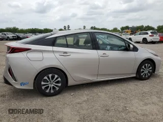 2020 Toyota Prius LE z VIN JTDKARFP9L3138248, wystawiony jako Copart lot #54676615 z przebiegiem 43 323 mil mil oraz Szkoda całkowita • Salvage title. Historia ofert i sprzedaży dostępna na DreamBid. Obrazek 3.