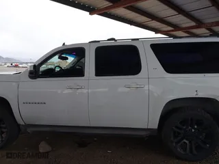 2011 Chevrolet Suburban LT with VIN 1GNSKJE31BR187475, listed as a IAAI auction lot 41799366 with 203,476 mi miles. Bid and sale history available at carsss.com. Image 14.