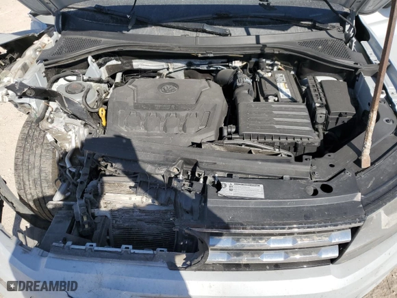 2018 Volkswagen Tiguan S with VIN 3VV1B7AX7JM013797, listed as a Copart auction lot 77445924 with 194,708 mi miles and Salvage Title. Bid and sale history available at carsss.com. Image 12.