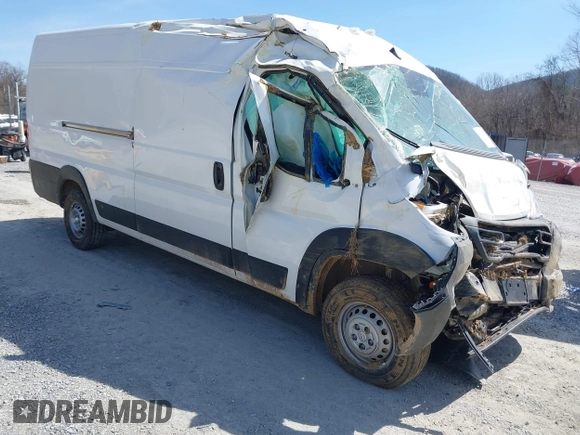 2025 Ram ProMaster Cargo Tradesman with VIN 3C6MRVJG1SE519849, listed as a IAAI auction lot 41782361 with 2,288 mi miles and . Bid and sale history available at DreamBid. Image 1.