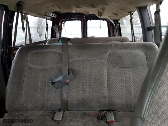 2003 Chevrolet Express Passenger with VIN 1GAHG39U931103320, listed as a Copart auction lot 85278854 with 264,444 mi miles and Salvage Title. Bid and sale history available at carsss.com. Image 10.