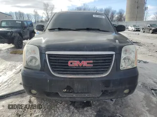 2014 GMC Yukon XL SLT with VIN 1GKS2KE74ER246478, listed as a Copart auction lot 42739585 with 424,493 mi miles and Clean Title. Bid and sale history available at carsss.com. Image 5.