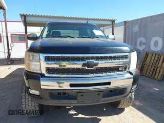 2011 Chevrolet Silverado 1500 LT with VIN 3GCPCSE03BG345726, listed as a IAAI auction lot 42041586 with 137,450 mi miles and . Bid and sale history available at DreamBid. Image 12.