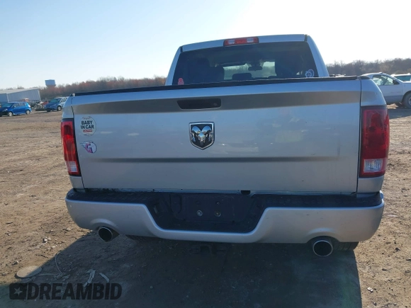 2017 Ram 1500 Express z VIN 3C6RR7KT1HG793157, wystawiony jako IAAI lot #41990661 z przebiegiem 92 038 mil mil oraz . Historia ofert i sprzedaży dostępna na DreamBid. Obrazek 16.