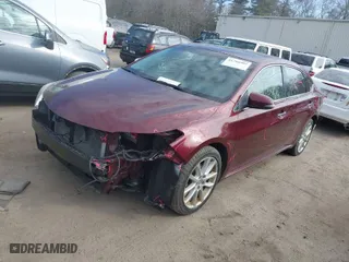 2013 Toyota Avalon XLE with VIN 4T1BK1EBXDU070666, listed as a IAAI auction lot 41766905 with 115,904 mi miles. Bid and sale history available at carsss.com. Image 2.