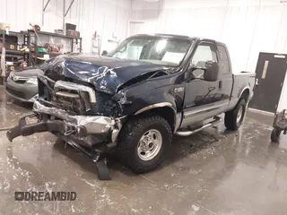 2002 Ford F-350 XL with VIN 1FTSX31F42EB82753, listed as a IAAI auction lot 42231353 with 229,223 mi miles and . Bid and sale history available at DreamBid. Image 2.