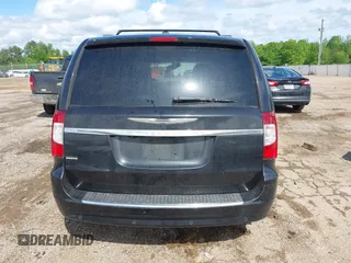 2015 Chrysler Town & Country Touring L with VIN 2C4RC1CG4FR509973, listed as a IAAI auction lot 42121743 with 199,183 mi miles and . Bid and sale history available at carsss.com. Image 16.