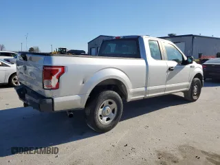 2016 Ford F-150 XLT with VIN 1FTFX1EF7GFB29286, listed as a Copart auction lot 86624814 with 330,094 mi miles and Salvage title. Bid and sale history available at DreamBid. Image 3.