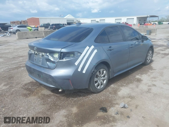 2020 Toyota Corolla LE with VIN JTDEPRAE5LJ116101, listed as a IAAI auction lot 41886854 with 96,938 mi miles. Bid and sale history available at carsss.com. Image 4.