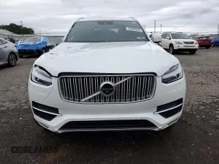 2018 Volvo XC90 Inscription with VIN YV4A22PL3J1359765, listed as a Copart auction lot 62863545 with 78,291 mi miles and Salvage title. Bid and sale history available at DreamBid. Image 5.