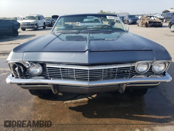 1965 Chevrolet Impala z VIN 166675S178371, wystawiony jako Copart lot #62475694 z przebiegiem 1 019 mil mil oraz Szkoda całkowita • Salvage title. Historia ofert i sprzedaży dostępna na DreamBid. Obrazek 5.