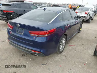2018 Kia Optima S z VIN 5XXGT4L3XJG188920, wystawiony jako IAAI lot #41433493 z przebiegiem 129 639 mil mil oraz . Historia ofert i sprzedaży dostępna na DreamBid. Obrazek 4.