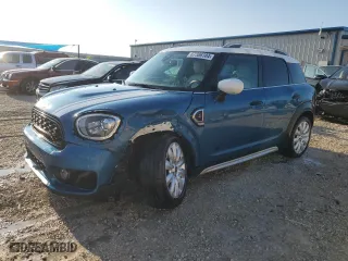 2020 MINI Countryman Cooper S with VIN WMZYX1C00L3L95722, listed as a Copart auction lot 67386104 with 45,265 mi miles and Salvage Title. Bid and sale history available at carsss.com. Image 1.