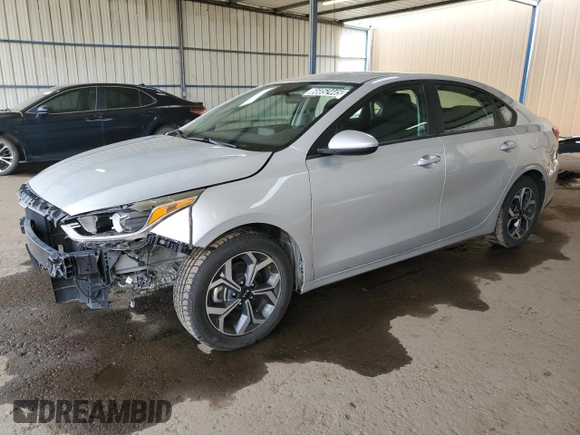 2021 Kia Forte LXS z VIN 3KPF24AD7ME270014, wystawiony jako Copart lot #66052445 z przebiegiem 66 070 mil mil oraz Czysty tytuł • Clean title. Historia ofert i sprzedaży dostępna na DreamBid. Obrazek 1.