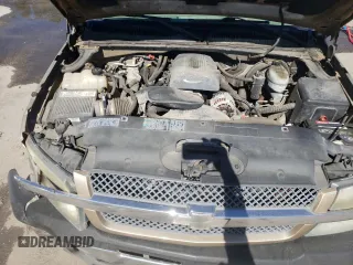 2004 Chevrolet Silverado 1500 Z71 with VIN 1GCEK19T04E195772, listed as a Copart auction lot 50040325 with 152,605 mi miles and Salvage Title. Bid and sale history available at DreamBid. Image 11.