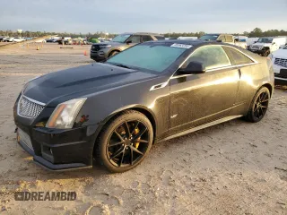 2013 Cadillac CTS-V z VIN 1G6DV1EP4D0108337, wystawiony jako Copart lot #88963285 z przebiegiem 128 463 mil mil oraz Tytuł czysty. Historia ofert i sprzedaży dostępna na DreamBid. Obrazek 1.