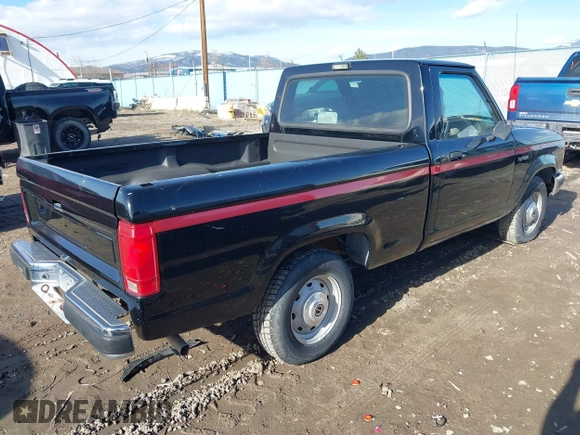 1990 Ford Ranger XLT with VIN 1FTCR10AXLUB92428, listed as a IAAI auction lot 41710370 with 31,036 mi miles. Bid and sale history available at carsss.com. Image 4.