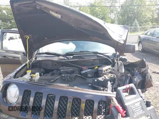 2014 Jeep Patriot Latitude с VIN 1C4NJRFB4ED602061, выставлен на аукционе IAAI как лот 42682088 с пробегом Не указан миль и . История ставок и продаж доступна на DreamBid. Изображение 10.