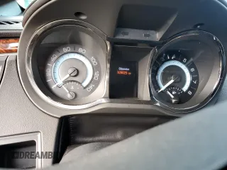 2013 Buick LaCrosse Premium 1 z VIN 1G4GF5E33DF319680, wystawiony jako Copart lot #81063044 z przebiegiem 109 025 mil mil oraz Szkoda całkowita • Salvage title. Historia ofert i sprzedaży dostępna na DreamBid. Obrazek 9.