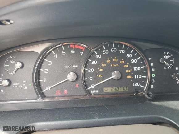 2006 Toyota Sequoia SR5 with VIN 5TDZT34A96S268232, listed as a Copart auction lot 51098655 with 240,770 mi miles and Clean Title. Bid and sale history available at carsss.com. Image 9.