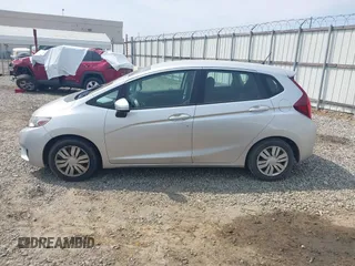 2015 Honda Fit LX с VIN 3HGGK5H52FM716721, выставлен на аукционе IAAI как лот 41908397 с пробегом 118 716 миль миль и . История ставок и продаж доступна на DreamBid. Изображение 14.