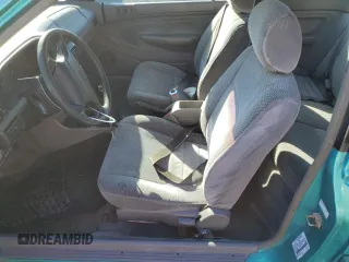 1995 Ford Escort z VIN 3FASP11J4SR216881, wystawiony jako Copart lot #82966474 z przebiegiem 172 397 mil mil oraz Szkoda całkowita • Salvage title. Historia ofert i sprzedaży dostępna na DreamBid. Obrazek 7.