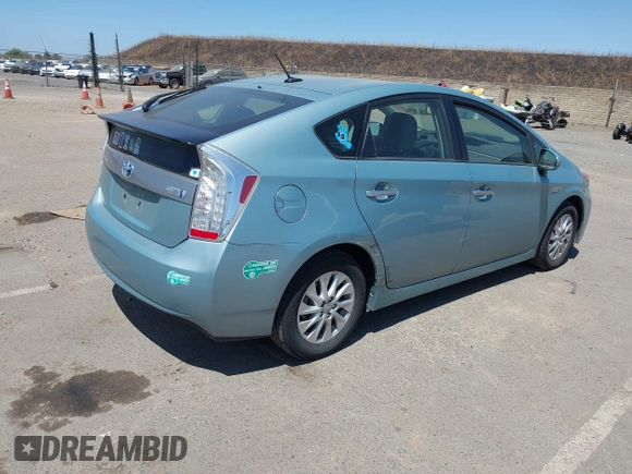 2014 Toyota Prius with VIN JTDKN3DP4E3055544, listed as a IAAI auction lot 42553870 with 94,335 mi miles and . Bid and sale history available at DreamBid. Image 4.