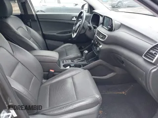 2020 Hyundai Tucson Sport with VIN KM8J3CAL2LU200876, listed as a IAAI auction lot 42528747 with 115,737 mi miles and . Bid and sale history available at DreamBid. Image 5.