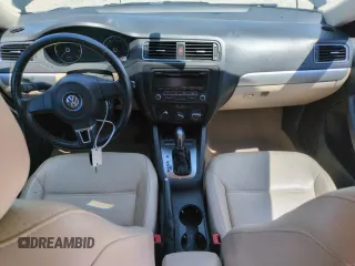 2013 Volkswagen Jetta SE with VIN 3VWDX7AJ8DM292073, listed as a Copart auction lot 59989585 with 129,697 mi miles and Salvage title. Bid and sale history available at DreamBid. Image 8.