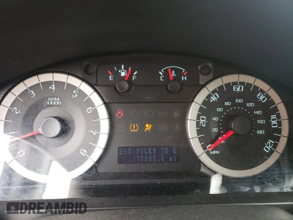 2010 Ford Escape Limited с VIN 1FMCU9EG9AKC45750, выставлен на аукционе Copart как лот 53229405 с пробегом 175 285 миль миль и Списание • Salvage title. История ставок и продаж доступна на DreamBid. Изображение 9.