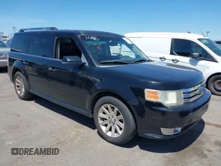 2009 Ford Flex SEL z VIN 2FMDK52CX9BA22854, wystawiony jako IAAI lot #39399519 z przebiegiem 157 072 mil mil oraz . Historia ofert i sprzedaży dostępna na DreamBid. Obrazek 1.