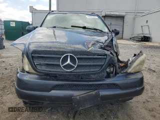 2000 Mercedes-Benz M 320/430/500 with VIN 4JGAB72E7YA168445, listed as a Copart auction lot 59401235 with 231,591 mi miles and Salvage title. Bid and sale history available at DreamBid. Image 5.