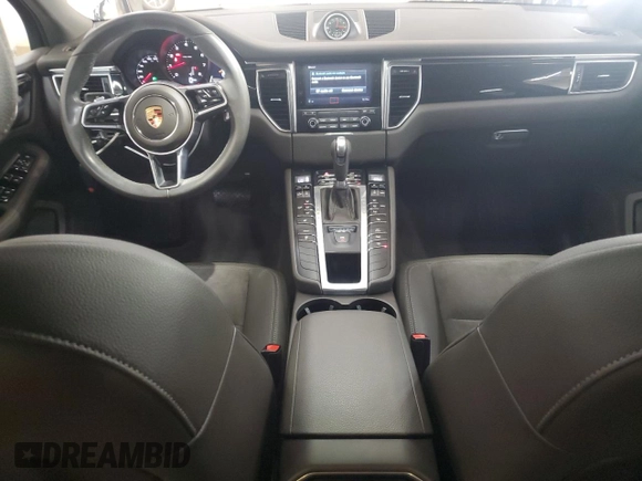 2017 Porsche Macan with VIN WP1AA2A5XHLB83939, listed as a Copart auction lot 58492535 with 26,673 mi miles and Salvage title. Bid and sale history available at DreamBid. Image 8.