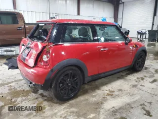 2013 MINI Hardtop z VIN WMWSU3C50DT681901, wystawiony jako Copart lot #57882365 z przebiegiem 78 181 mil mil oraz Szkody całkowita. Historia ofert i sprzedaży dostępna na DreamBid. Obrazek 3.