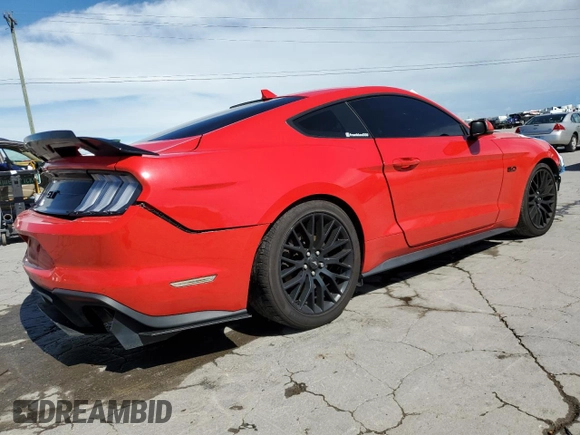 2021 Ford Mustang GT z VIN 1FA6P8CF8M5107039, wystawiony jako Copart lot #56336905 z przebiegiem 84 752 mil mil oraz Szkoda całkowita • Salvage title. Historia ofert i sprzedaży dostępna na DreamBid. Obrazek 3.
