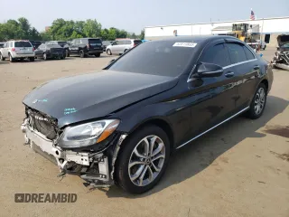 2017 Mercedes-Benz C 300 z VIN 55SWF4KB5HU221751, wystawiony jako Copart lot #60019865 z przebiegiem 80 144 mil mil oraz Szkoda całkowita • Salvage title. Historia ofert i sprzedaży dostępna na DreamBid. Obrazek 1.
