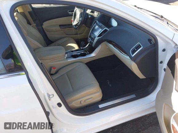 2018 Acura TLX w/Technology Pkg with VIN 19UUB1F59JA001116, listed as a IAAI auction lot 41747984 with 105,091 mi miles. Bid and sale history available at carsss.com. Image 5.