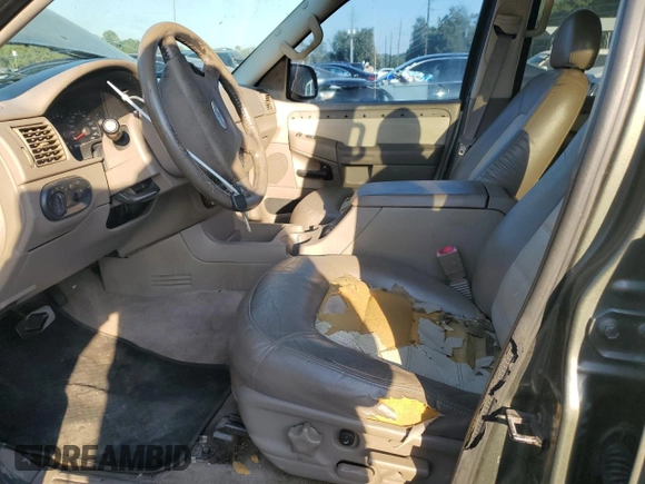 2003 Ford Explorer Eddie Bauer z VIN 1FMZU64K73UA52146, wystawiony jako Copart lot #77900854 z przebiegiem 267 760 mil mil oraz Szkoda całkowita • Salvage title. Historia ofert i sprzedaży dostępna na DreamBid. Obrazek 7.