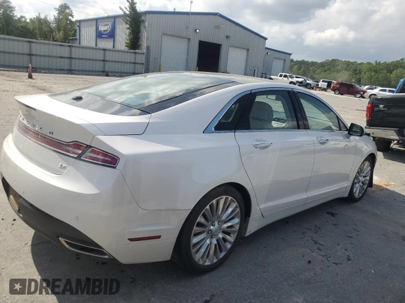2015 Lincoln MKZ with VIN 3LN6L2GK7FR607330, listed as a Copart auction lot 52520855 with 33,743 mi miles and Salvage title. Bid and sale history available at DreamBid. Image 3.