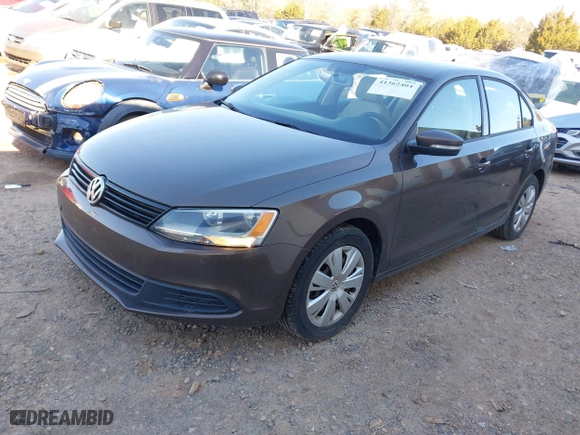 2014 Volkswagen Jetta Sedan SE w/Connectivity with VIN 3VWB07AJ4EM422881, listed as a IAAI auction lot 41362404 with 109,463 mi miles. Bid and sale history available at carsss.com. Image 17.