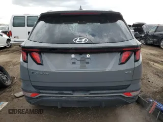 2024 Hyundai Tucson SEL with VIN 5NMJBCDE4RH383881, listed as a Copart auction lot 50635275 with 16,845 mi miles and Salvage Title. Bid and sale history available at carsss.com. Image 6.