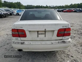 1998 Volvo S70 z VIN YV1LS5640W2431881, wystawiony jako Copart lot #53925195 z przebiegiem Nie podano mil oraz Czysty tytuł • Clean title. Historia ofert i sprzedaży dostępna na DreamBid. Obrazek 6.