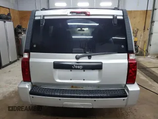 2010 Jeep Commander Sport z VIN 1J4RG4GK9AC124439, wystawiony jako Copart lot #54749315 z przebiegiem 150 204 mil mil oraz Czysty tytuł • Clean title. Historia ofert i sprzedaży dostępna na DreamBid. Obrazek 6.